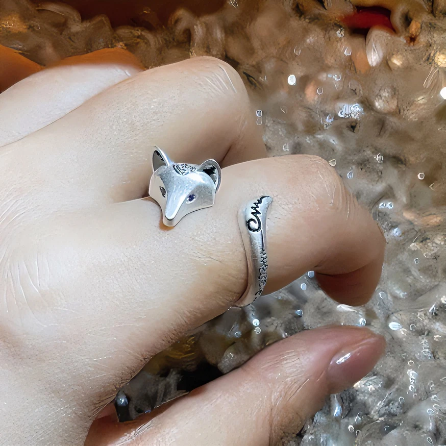 钛钢仿水晶戒指 狐狸戒指轻奢可爱时尚简约素款复古银戒小众手工