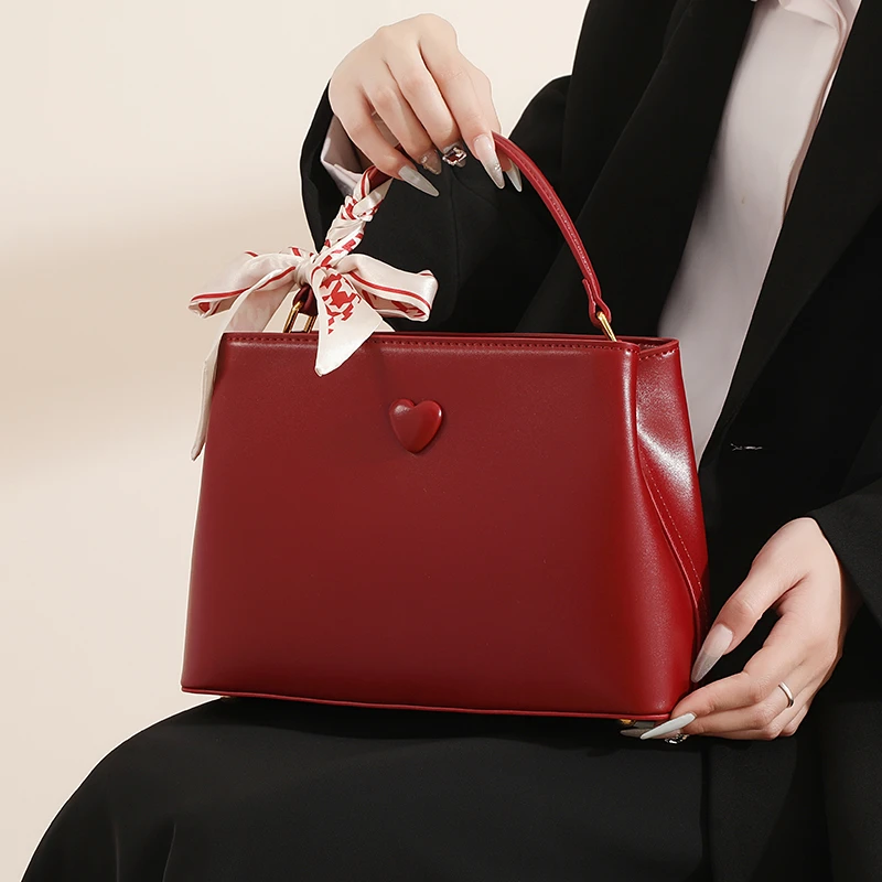 红色包包女结婚包新款轻奢大气婚包女新娘礼物平时可用斜挎手提包