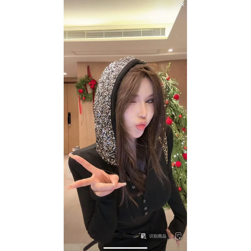 媛媛【浪游世纪】T恤女韩版修身气质显瘦连帽亮片内搭打底t恤#D0714