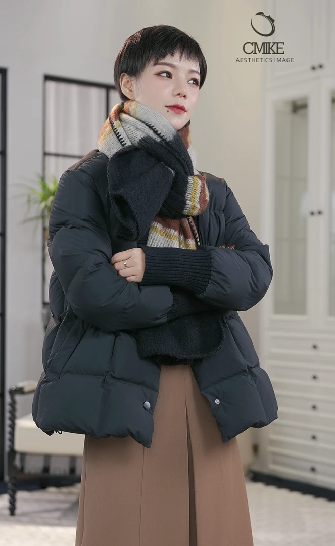 设计师冬季时尚百搭加厚保暖休闲韩版女款简约短款羽绒服A0011