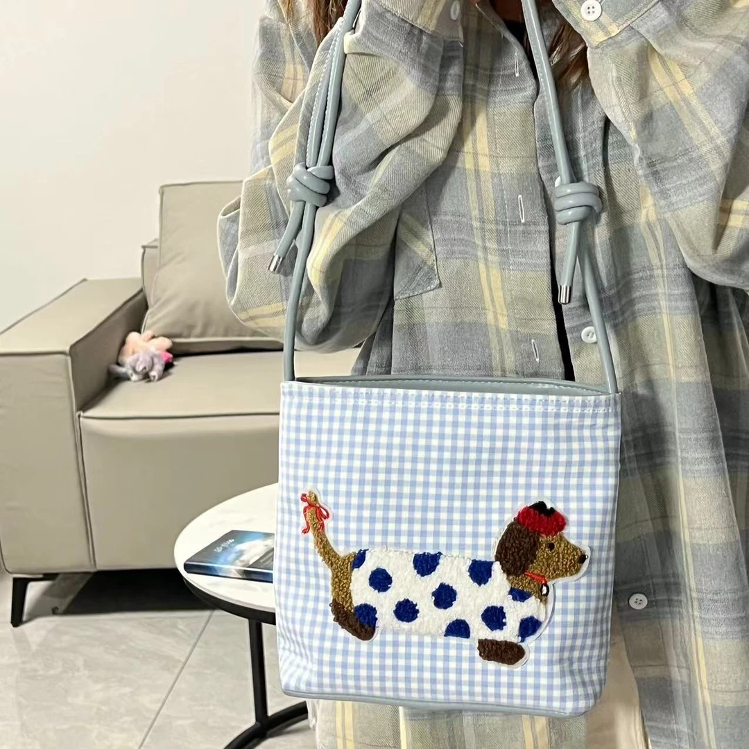 【KiKi买手日记】学院风腊肠小狗纯色手提包休闲小众ins风单肩包