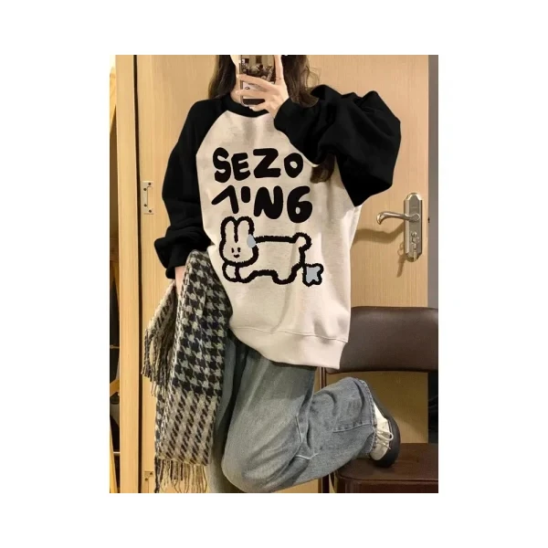 个性卡通拼色卫衣女2025秋冬新款甜美设计感插肩长袖宽松圆领外套