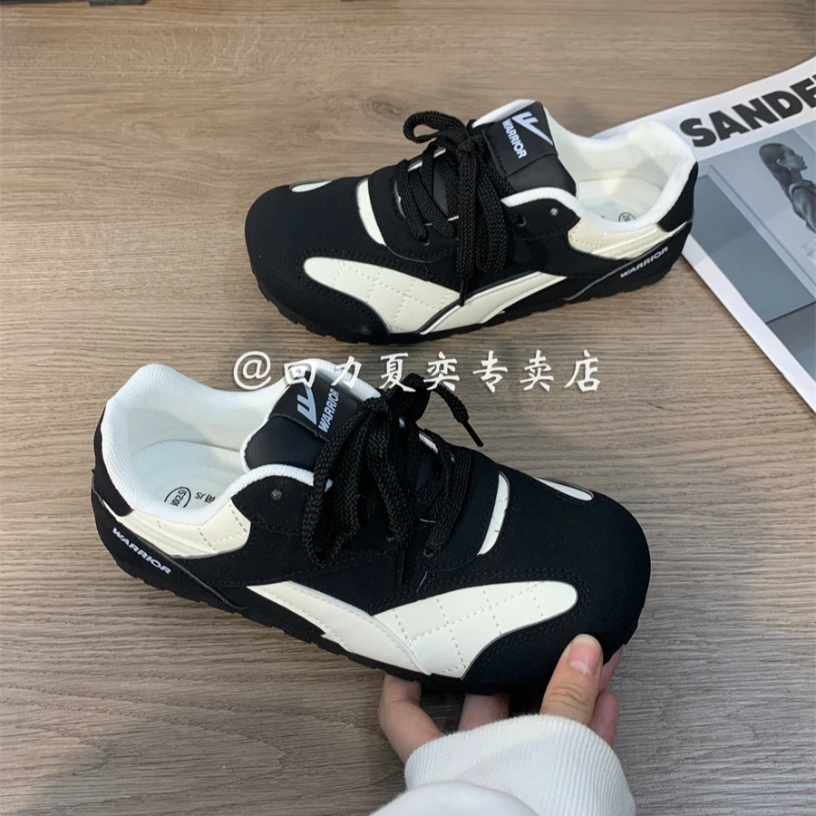 Warrior/回力黑色德训鞋女百搭平底泡芙板鞋女休闲运动单鞋子女鞋