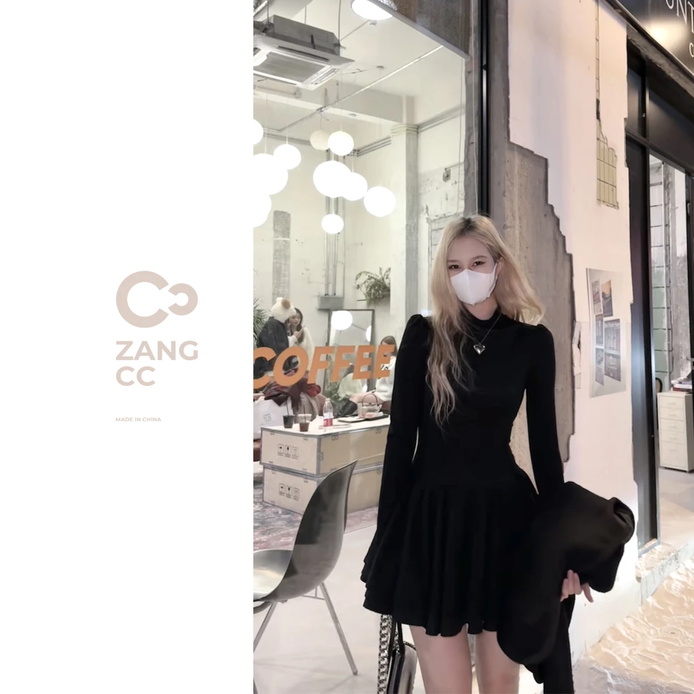 脏兮兮 黑色系气质中领长袖修身显瘦短裙女装连衣裙