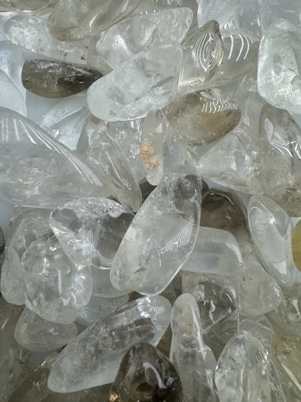 天然水晶原石200g