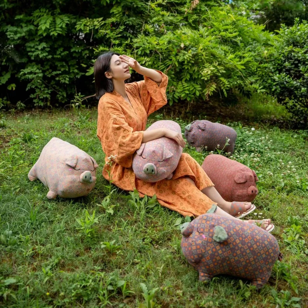 全棉双层沙大号小猪抱枕靠垫坐垫