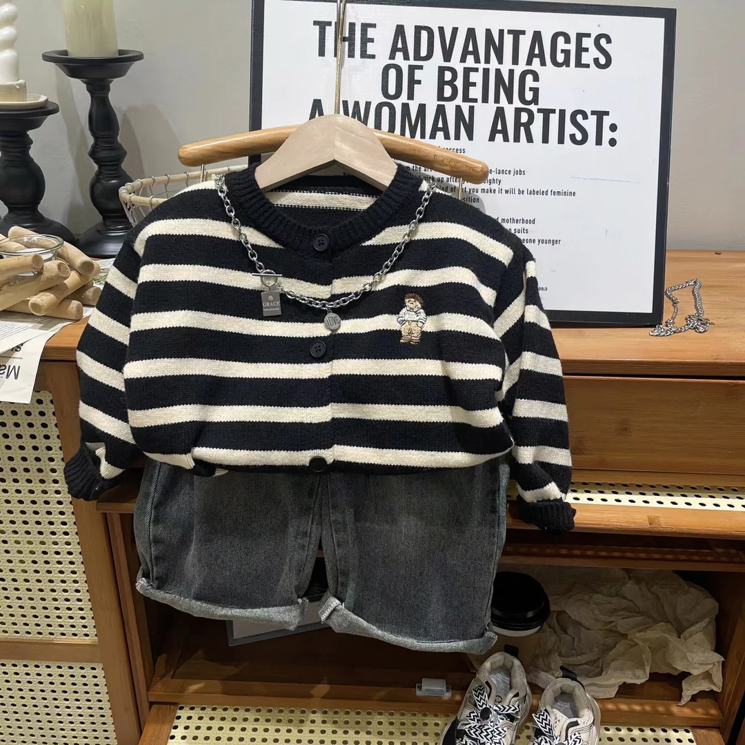 春秋新款韩版精致刺绣小熊开衫针织毛衣男女宝开衫外套毛衣