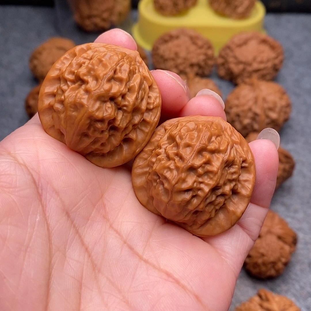 文玩核桃把件精品瓷娃娃35.8全品