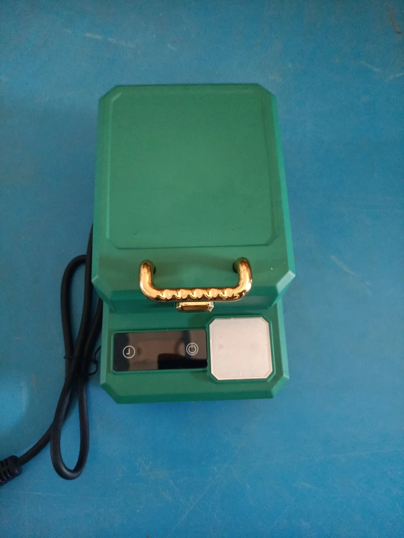 绿色华夫格三明治烤盘桌面摆件