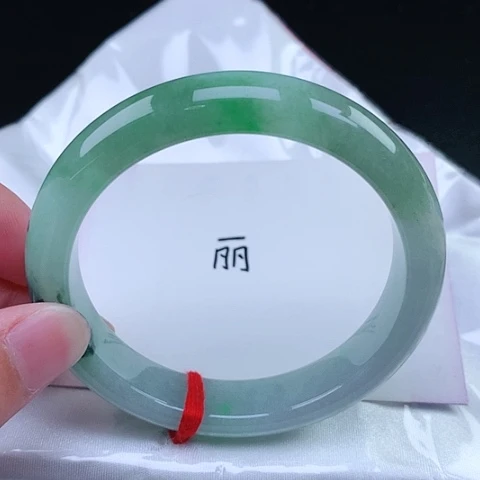 翡翠手镯未镶嵌100号手镯