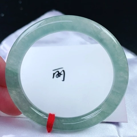 翡翠手镯（圆镯）未镶嵌56号手镯