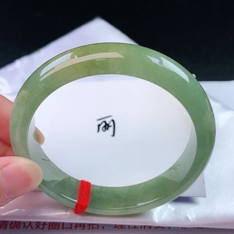 翡翠手镯未镶嵌57号手镯