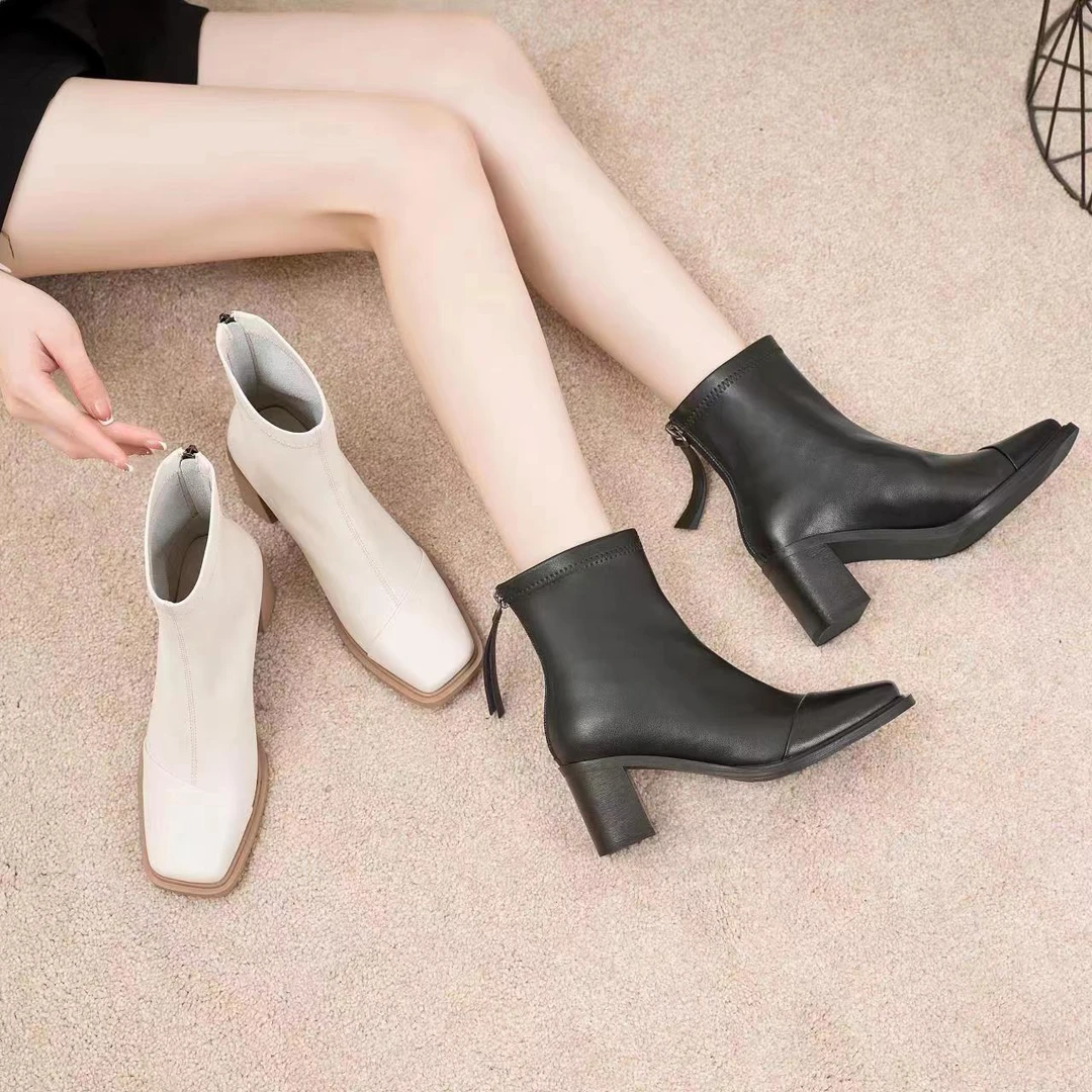 真皮时尚百搭粗跟靴子短靴高跟秋冬时装靴CL23620