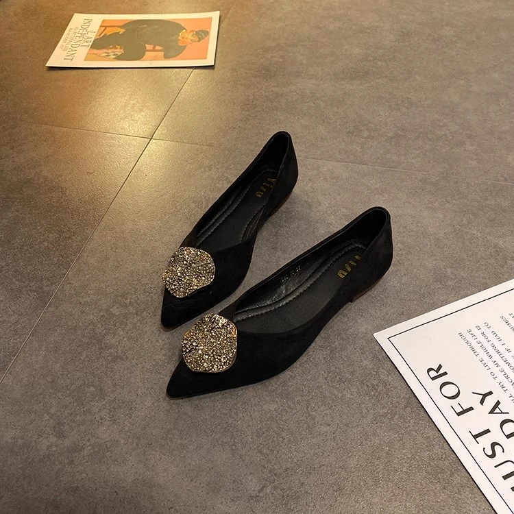 单鞋女2025新款春夏百搭尖头欧美风平底鞋水钻仙女风大码软底瓢鞋