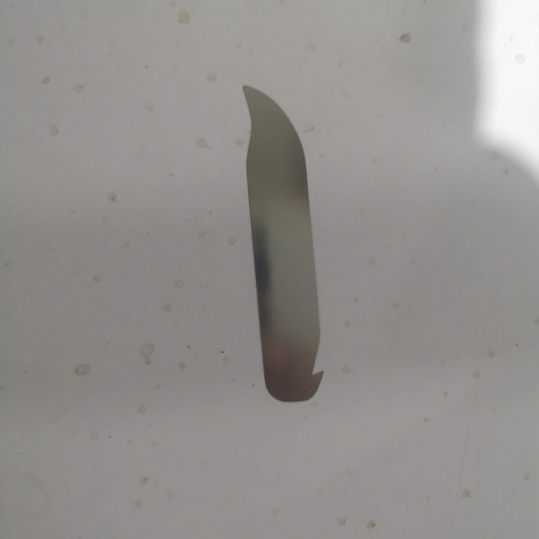 分离开口钩子 曲面屏三边提前刮一圈可防止分离切到偏光不伤液晶