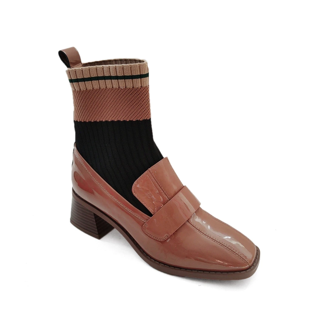 正常尺码  时尚女靴