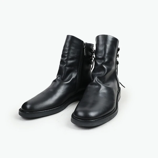 正常尺码 时装女靴 短靴   黑色