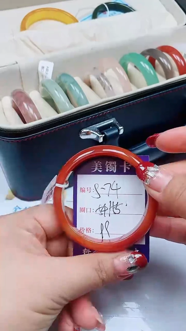 【闪购商品】石英质玉手镯合金圈口看图g-74
