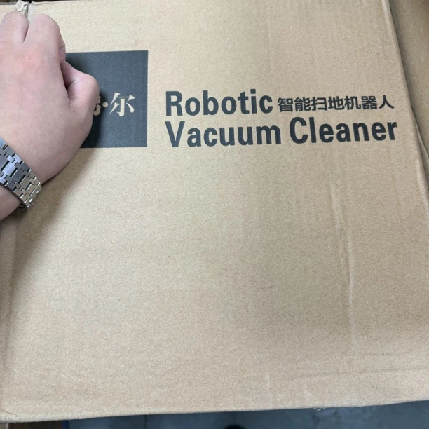 准新品 【H-0689】罗扫地机器人