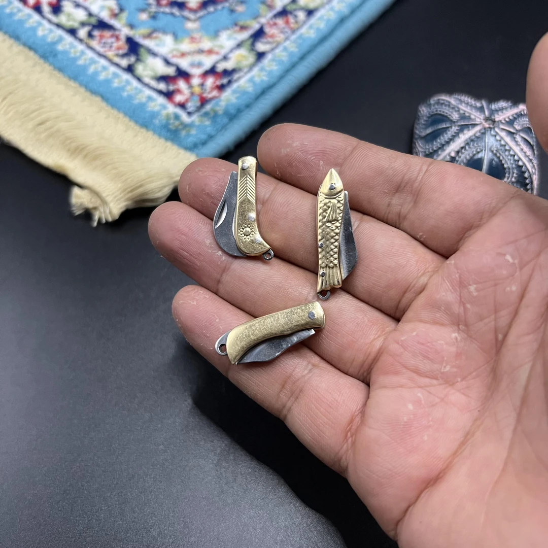 英吉沙纯手工小刀折叠迷你可挂钥匙刀