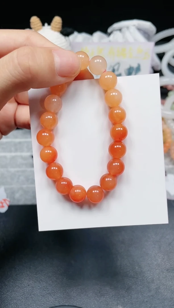 【闪购商品】石英质玉手链未镶嵌柿子红卡10