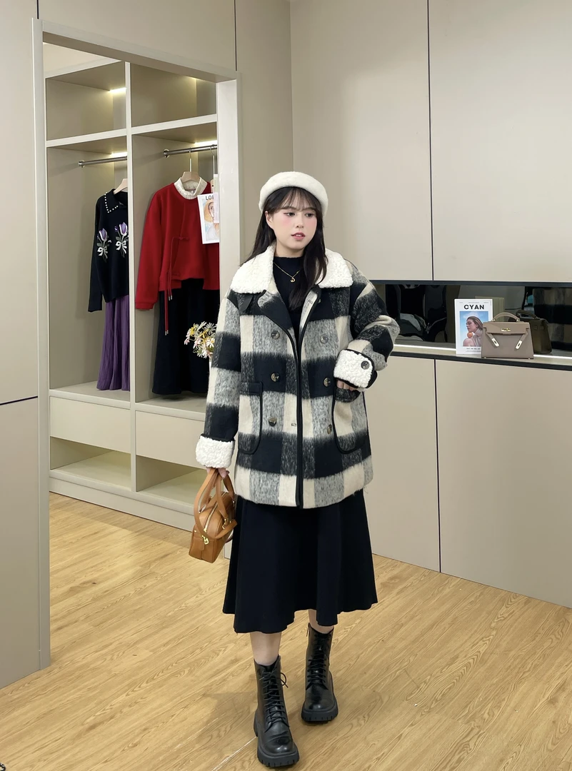 现货当天发【苏格兰图格】大码女装显瘦减龄气质翻领外套秋冬