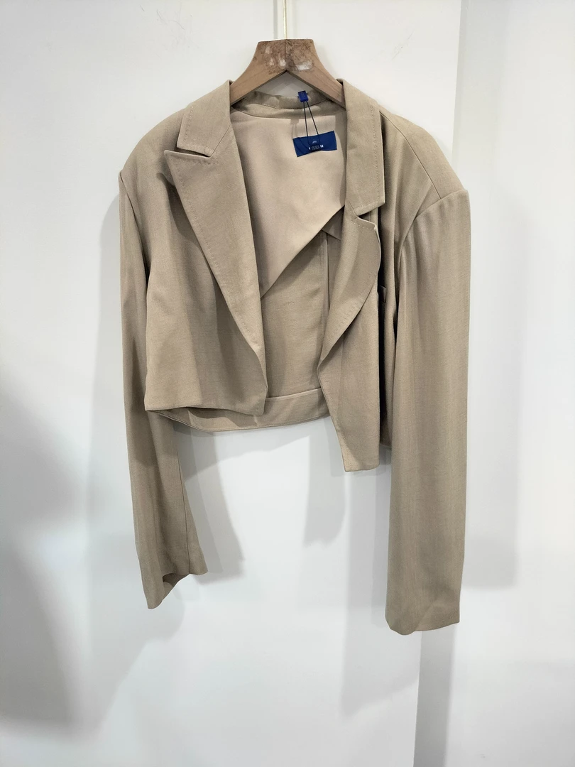 4932-亚美新款时尚通勤气质小西装外套