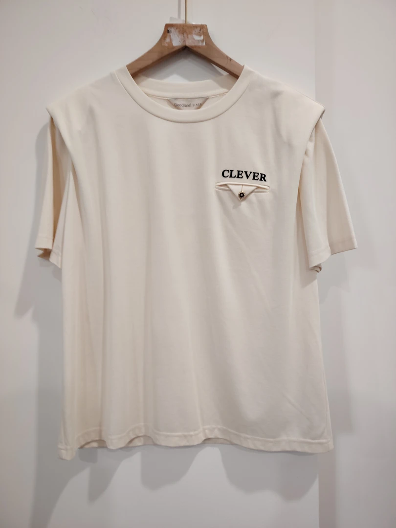 5899-亚美夏季休闲时尚运动短袖