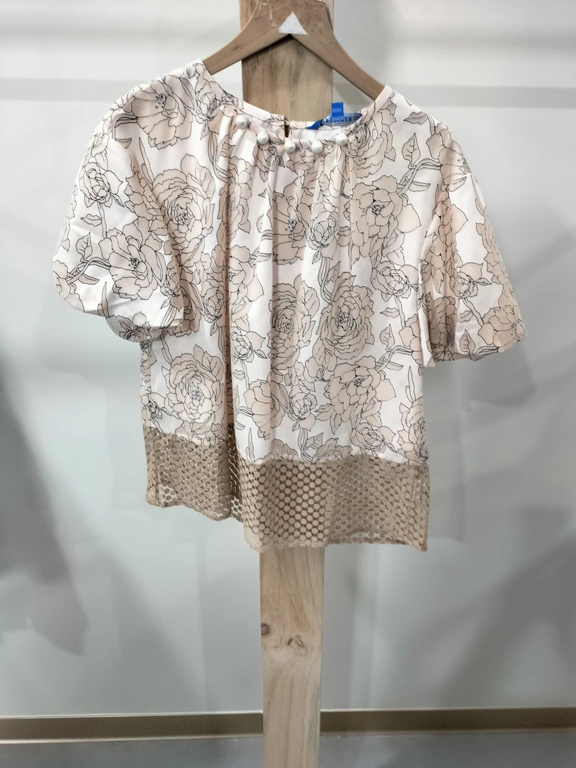 5620-亚美新款印花宽松连珠拼接上衣