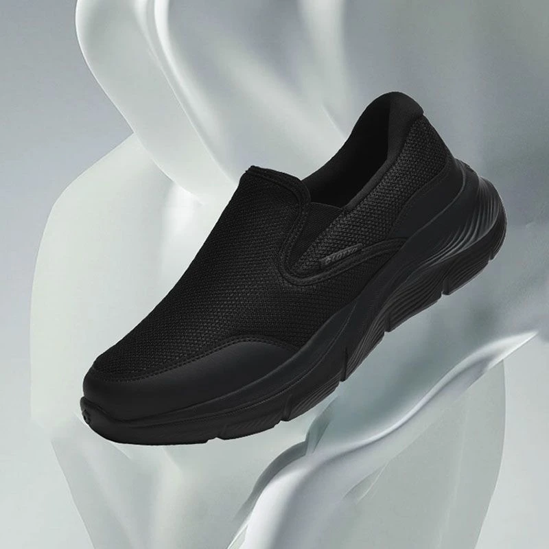 LOTTO/乐途新款时尚潮流百搭透气简约轻便舒适缓震一脚蹬鞋8825