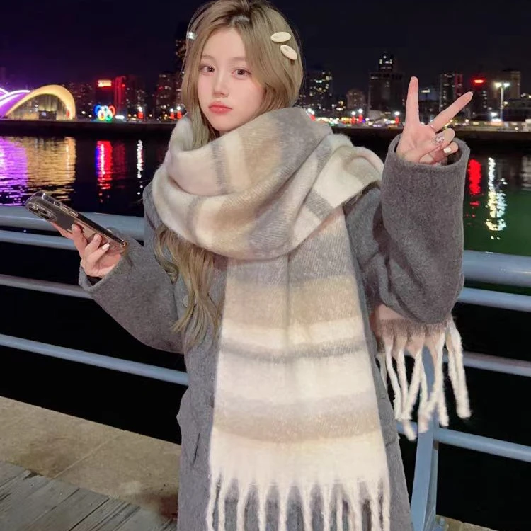 2025秋冬季围巾女流光风韩系保暖搭子学生情侣时尚百搭格子围脖