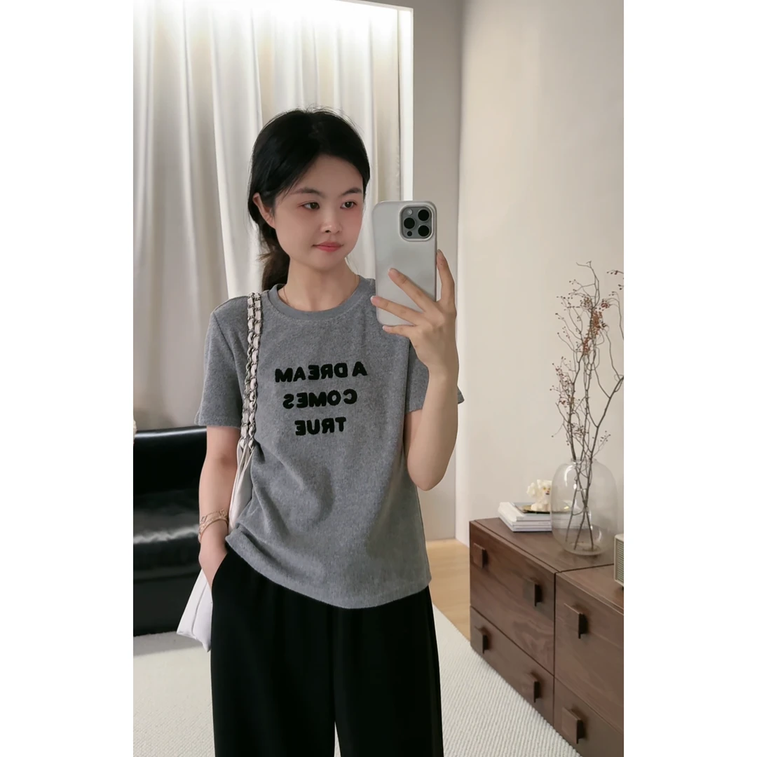 miss muzi｜特价NO退换！“毛巾Tee”面料超特别！糯叽叽绣花短袖T恤女