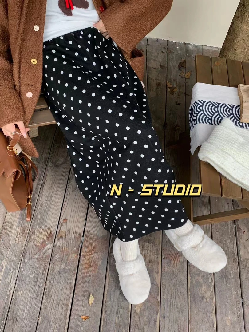 （年底清仓处理）NO退No换，价格已改，喜欢去拍，磨毛黑色波点半身裙