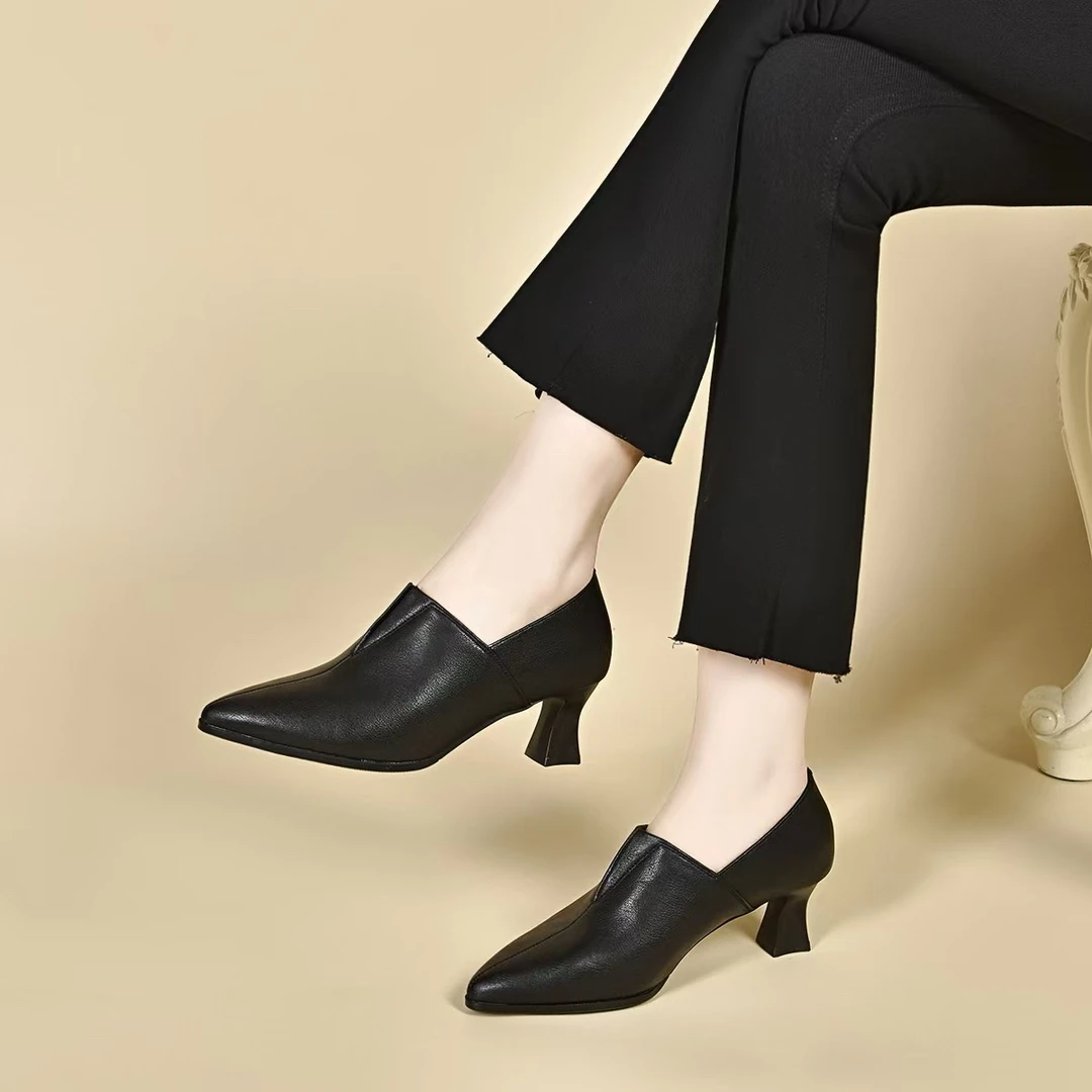 女士跟鞋2025春季新款时尚真皮深口女鞋百搭气质尖头软底中跟单鞋