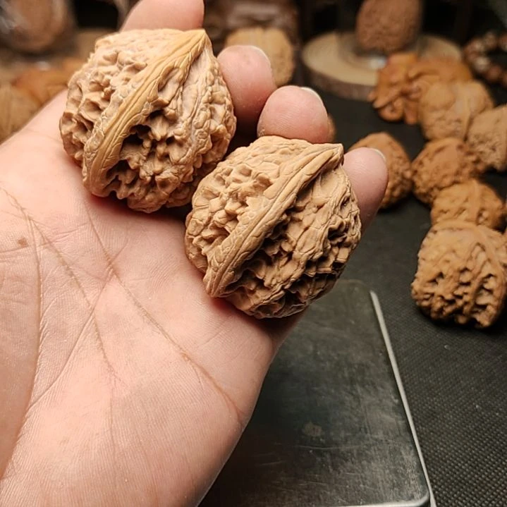 【闪购商品】文玩核桃把件鲨****丶