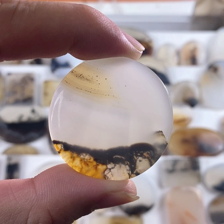 玛瑙/玉髓吊坠未镶嵌