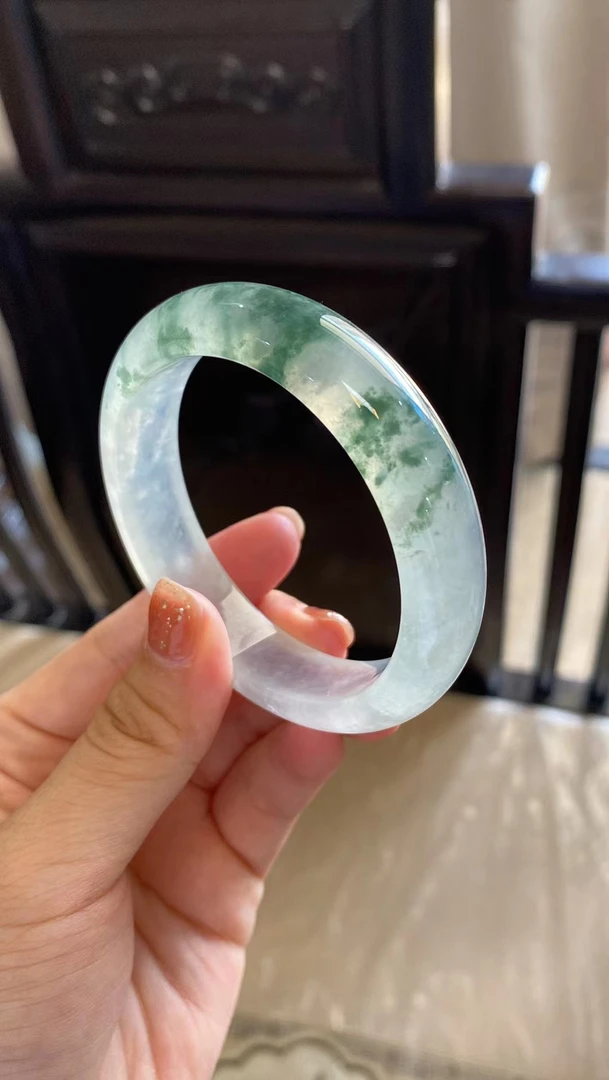 天然翡翠手镯 测量圈口教程女款宽边平安镯飘绿浅绿贵妃镯干净