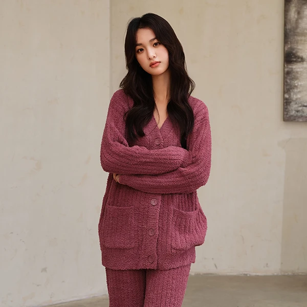2024新款宽松睡衣女士秋冬季保暖半边绒开衫家居服简约高级感套装