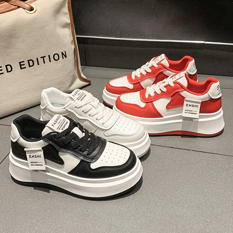 春季休闲板鞋板鞋通勤风送妈妈运动鞋小白鞋厚底女鞋韩版