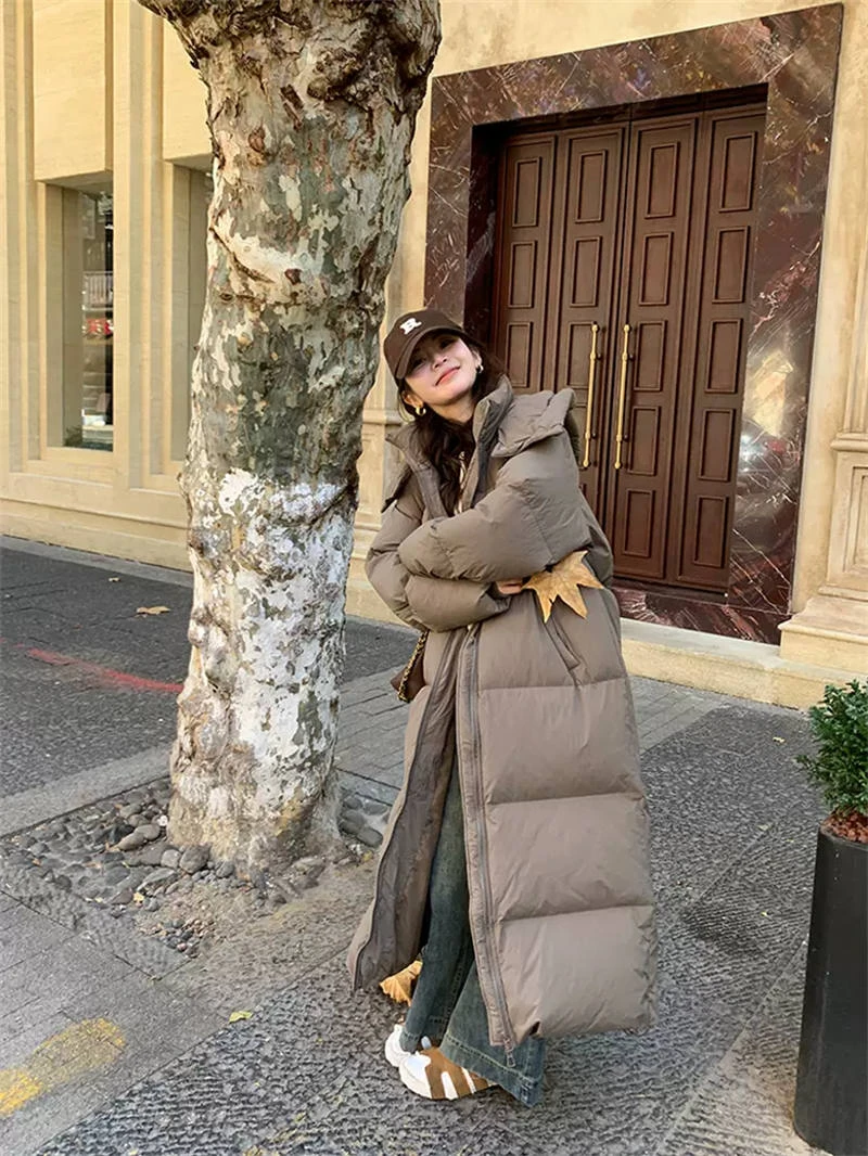 1中戏服长款羽绒服女冬季2024新款过膝超长款大被子加厚外套