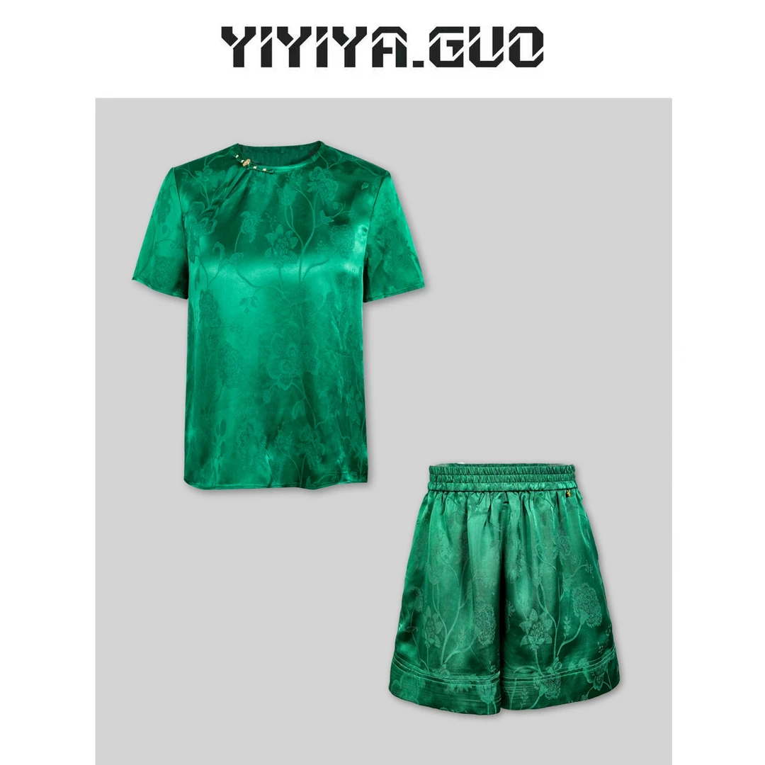 yiyiya.Guo艺艺吖/【翠墨兰亭】绿色圆领短袖➕短裤20241636