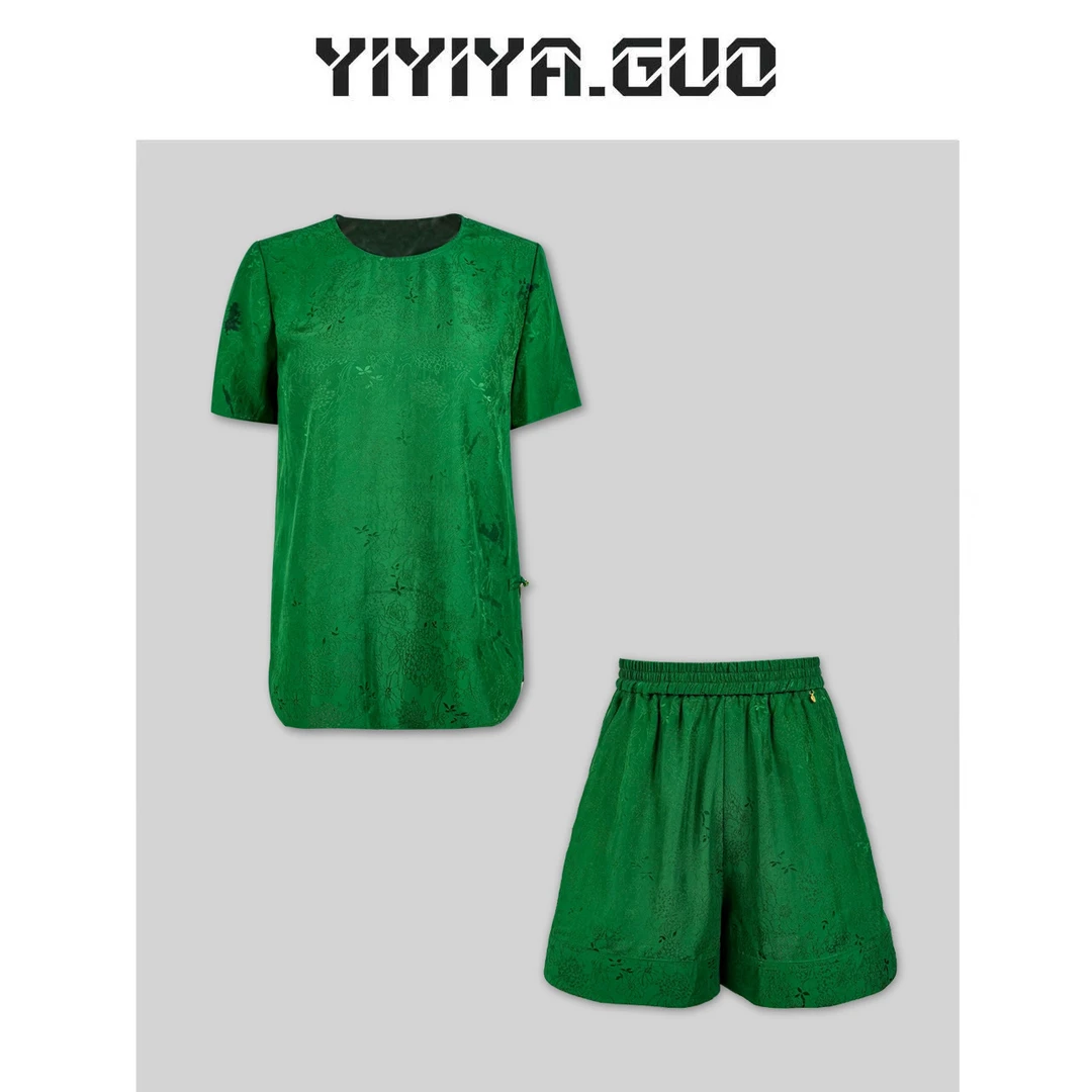 yiyiya.Guo艺艺吖/绿色圆领斜襟短袖➕短裤20241661