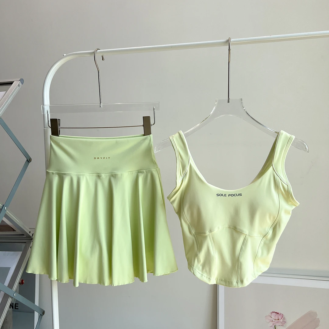 瑜伽服套装女夏季速干健身房防震背心文胸运动跑步网球裙女装