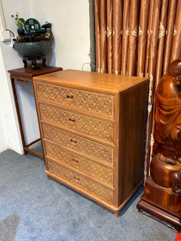 原木精磨雕花五斗柜