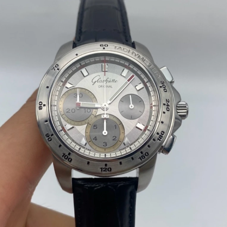 95新 Glashutte/格拉苏蒂 议员系列 表径:42mm 公价:57000