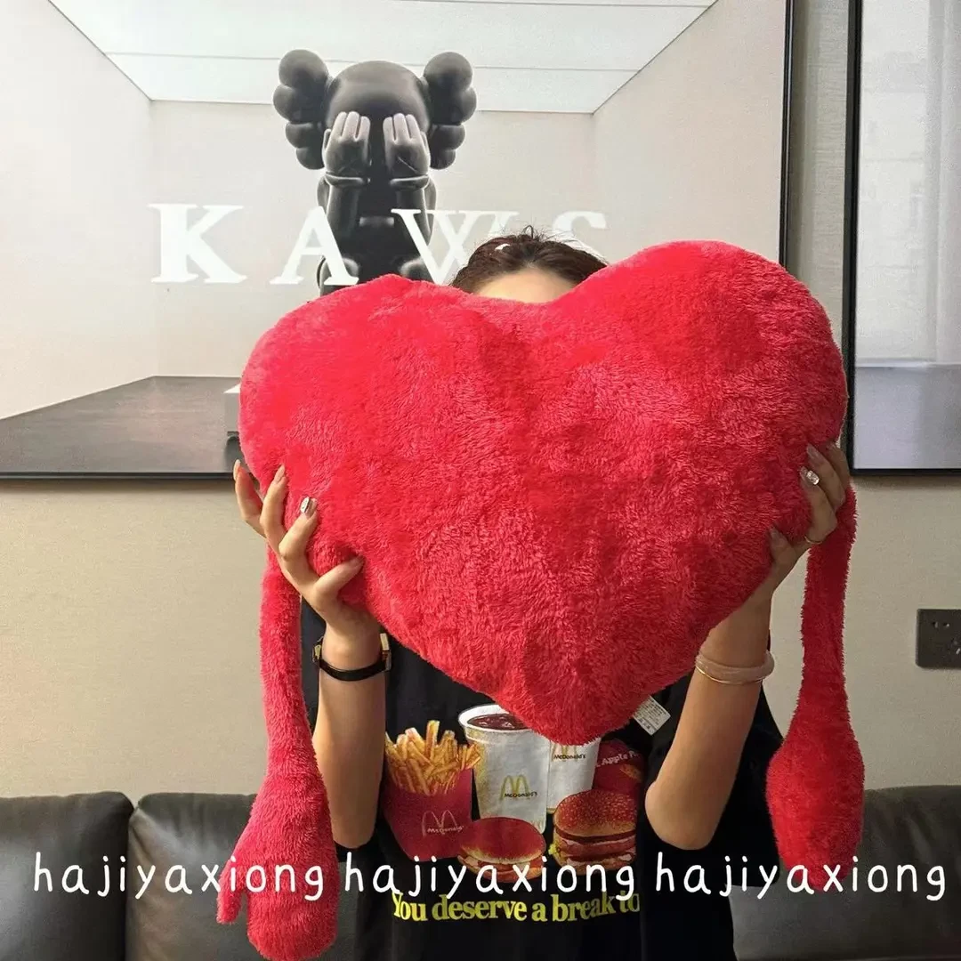 北欧风爱心沙发抱枕闺蜜情人节情侣礼物摆件心形装饰靠背垫礼物