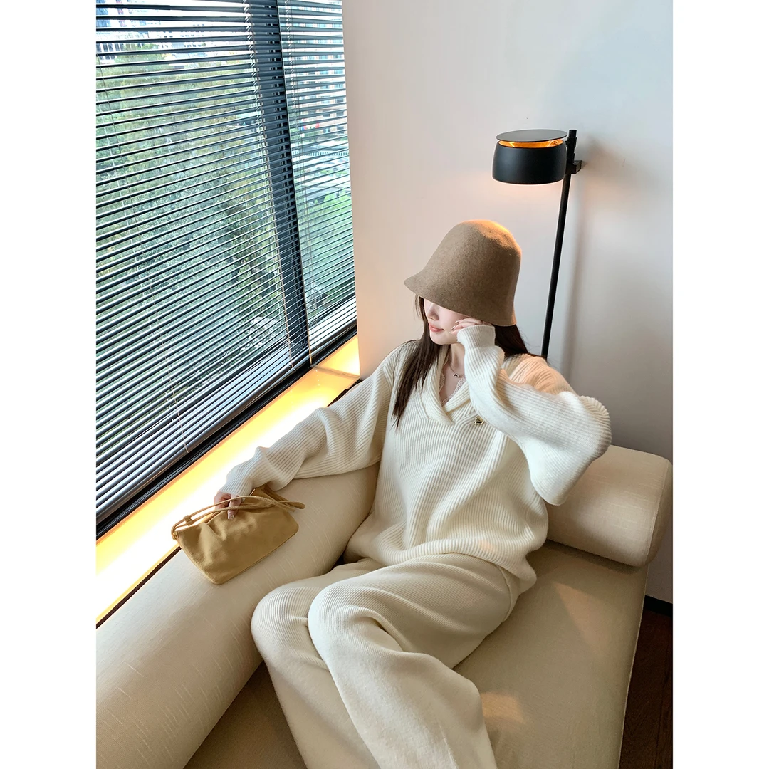 【蜜糖啵啵】翻领套头针织衫 简约不失设计感的系列！AHY