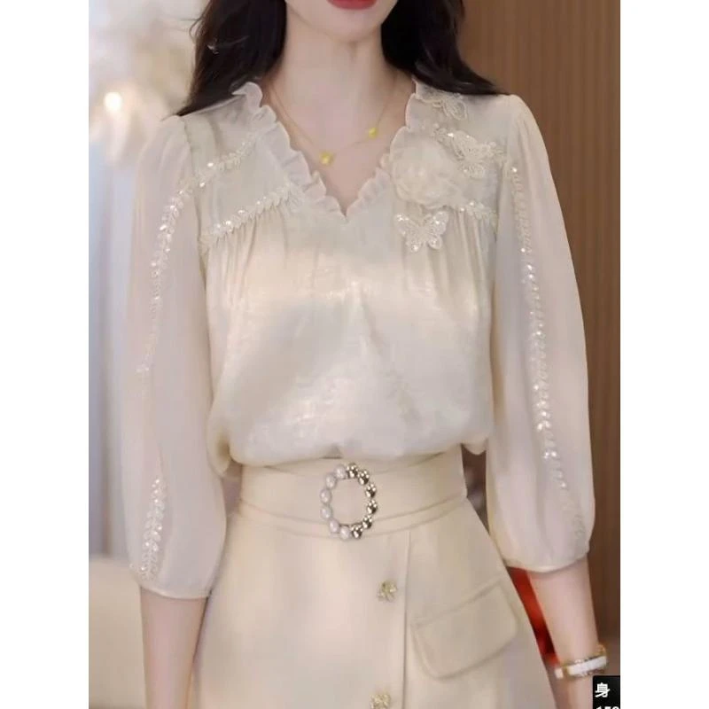 早秋新款气质优雅时尚V领衬衫贵妇高档减龄显瘦年轻百搭外搭衬衣