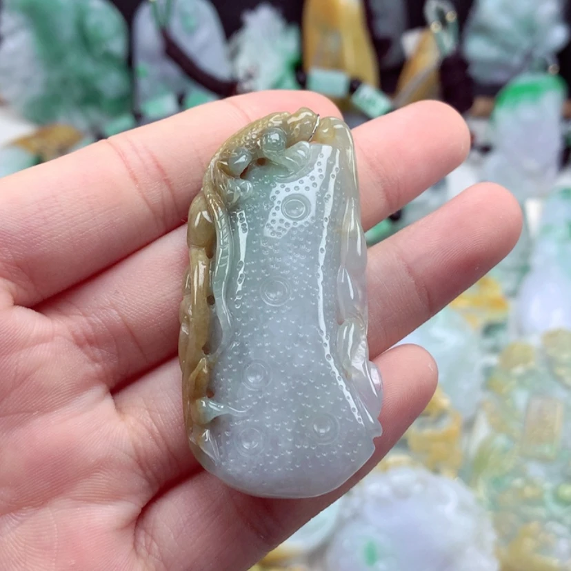 【闪购商品】翡翠吊坠(不含链)未镶嵌