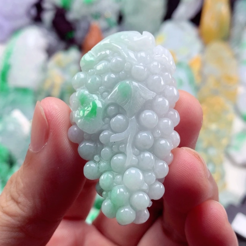 【闪购商品】翡翠吊坠(不含链)未镶嵌